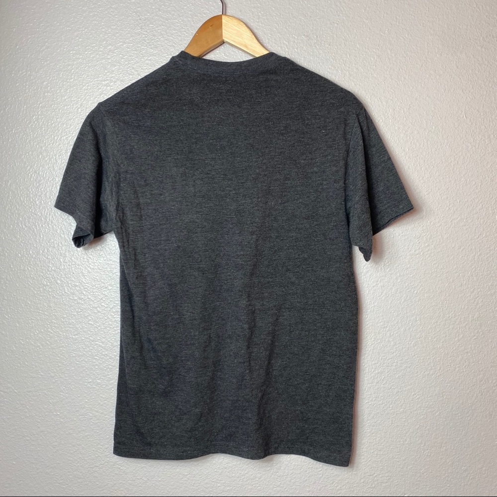 SOLD Volcom kids boys medium shirt size 12 - Picture 3 of 4